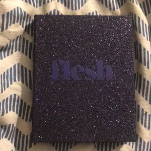 NEW flesh beauty ‘starshine’ eyeshadow palette